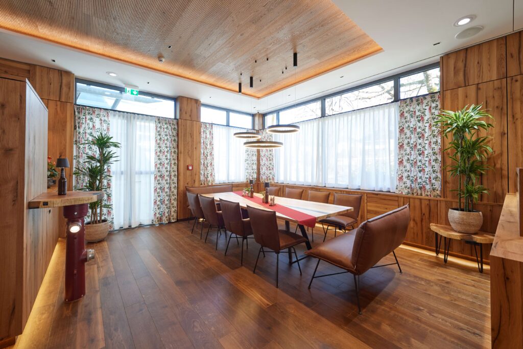 Restaurant-003